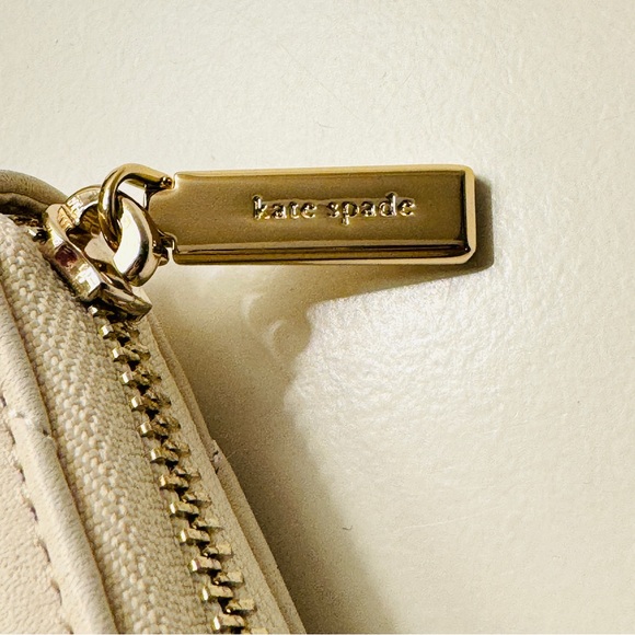 Kate Spade Quilted White Cream Beige Leather Zip Around Wallet NWT - Picture 5 of 13